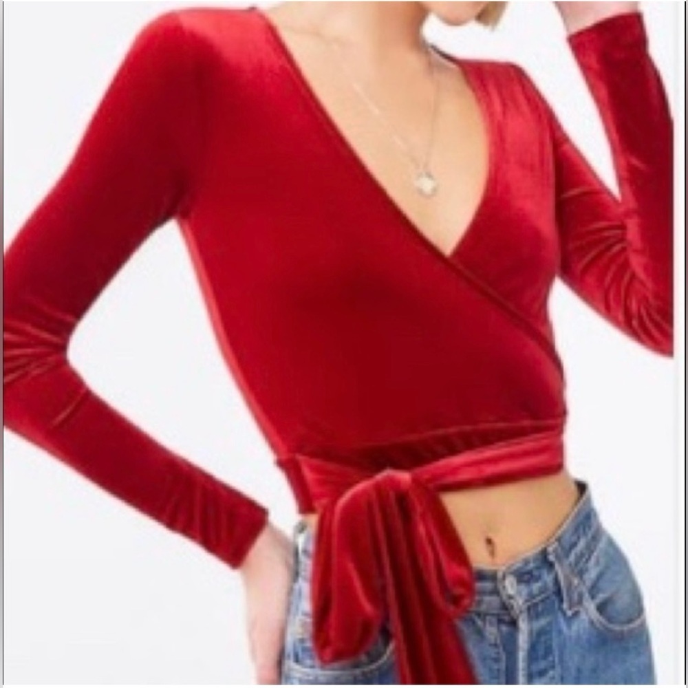 FOREVER 21 velvet red crop top faux wrap style V neck long belt ties NEW size M